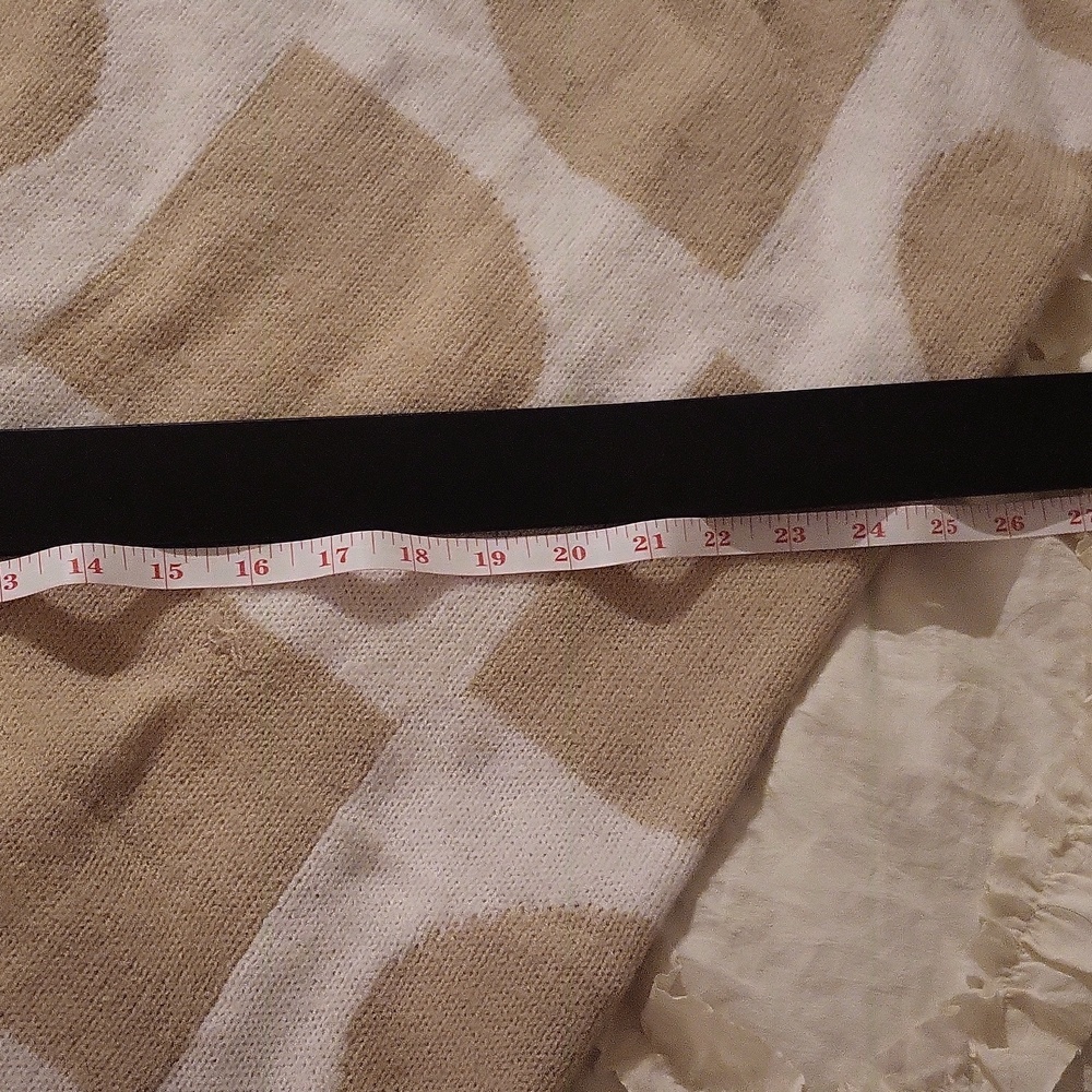 Trendy Authentic True Religion Black Leather Belt W/ Gold Monogram Logo Buckle🐎 - Picture 7 of 8